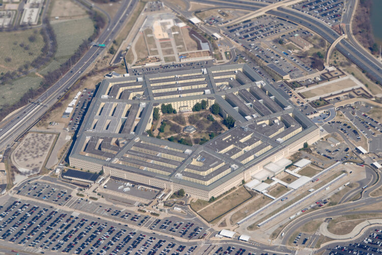 US military reaches AI deals with seven tech companies